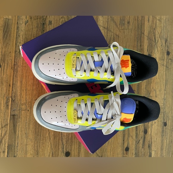 Undefeated x Air Force 1 Low 'Community' - Picture 5 of 7